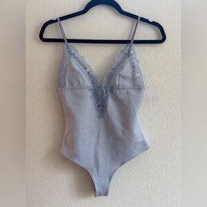 Fleur Du Mal Lily Embroidered Lace Plunge Bodysuit In Light Blue